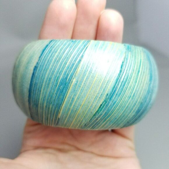 Vintage Blue and White Textured Design Wide Bangle Bracelet, Retro Boho Style - Picture 3 of 6